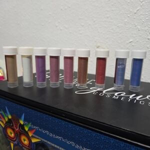 Makeup A Murder Toxic Shimmers